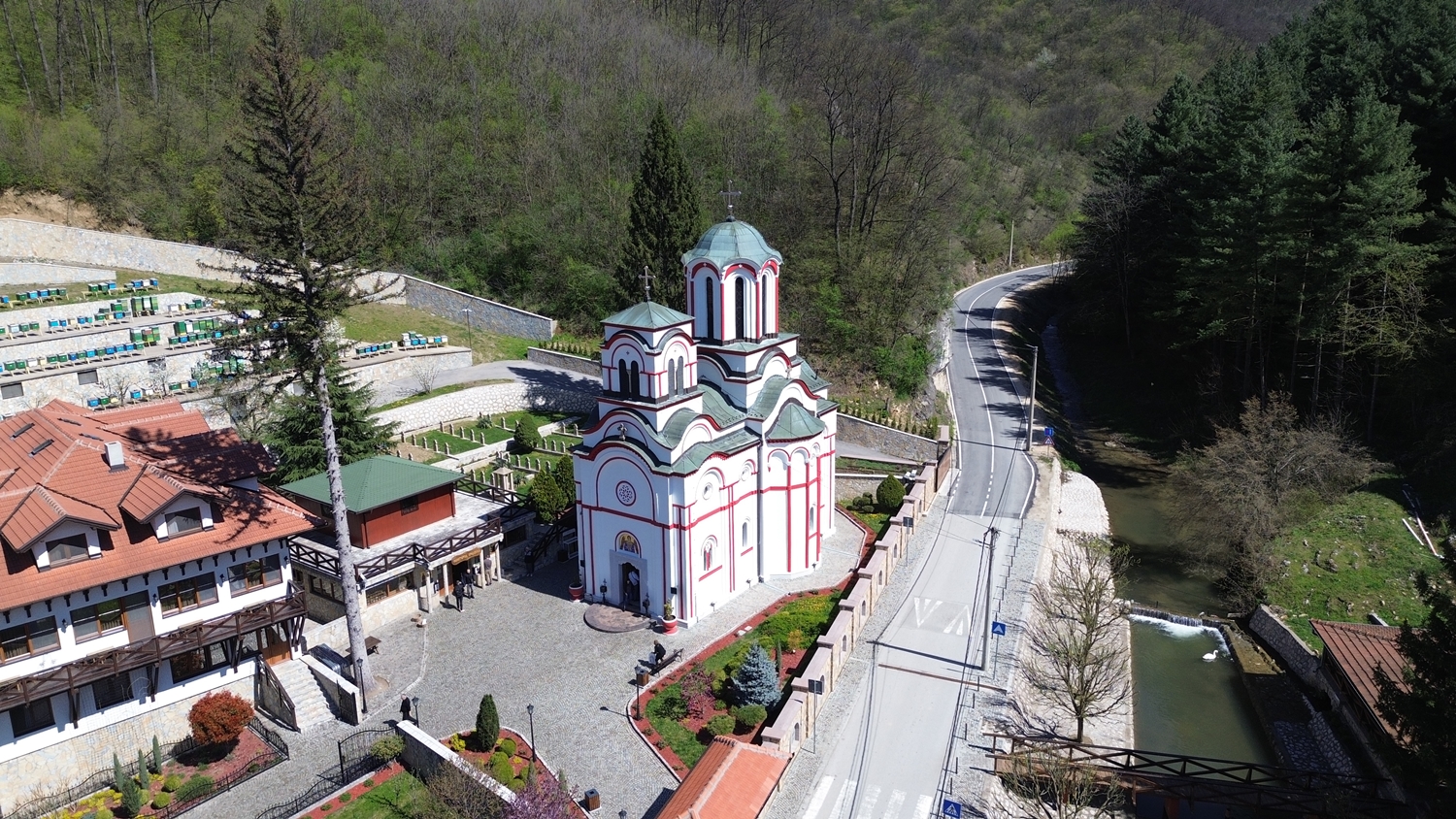 Manastir Tumane – gde se vera susreće sa čudima i prirodom Srbije